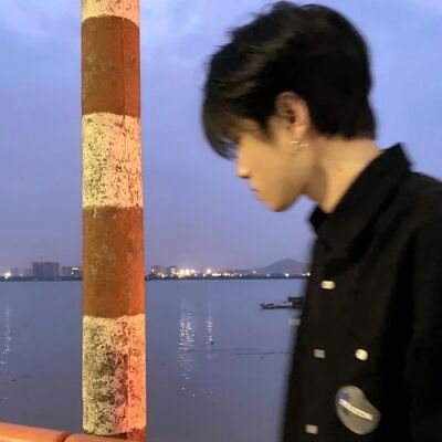 qq刷赞呀-快手耍刷赞网站,抖音刷4万赞,qq空间刷赞秒到